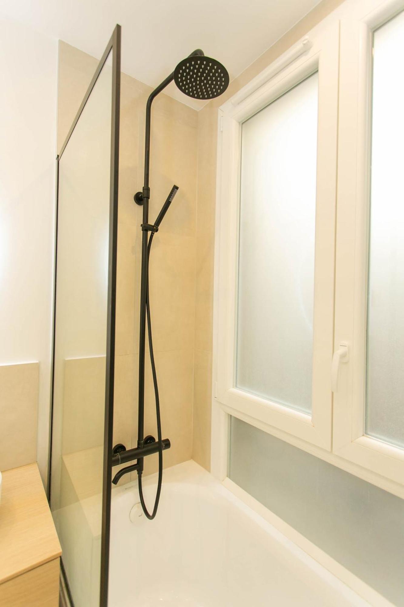 Haussmann - 2br Near Champs-elysees - Cityapartmentstay Appartement Parijs