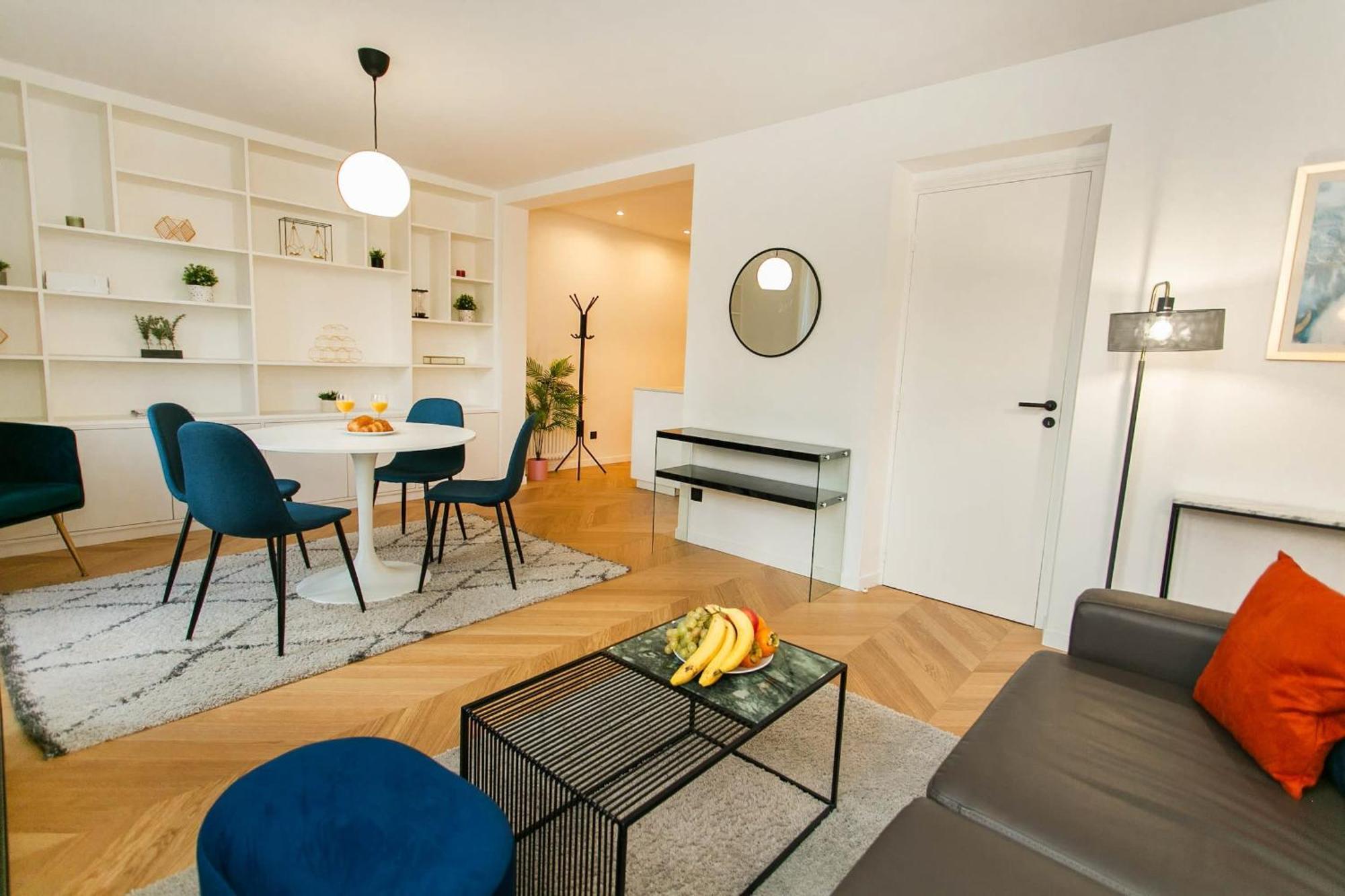 Haussmann - 2br Near Champs-elysees - Cityapartmentstay Appartement Parijs